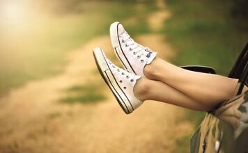 Jak zrobić stroik na samochód ślubny?