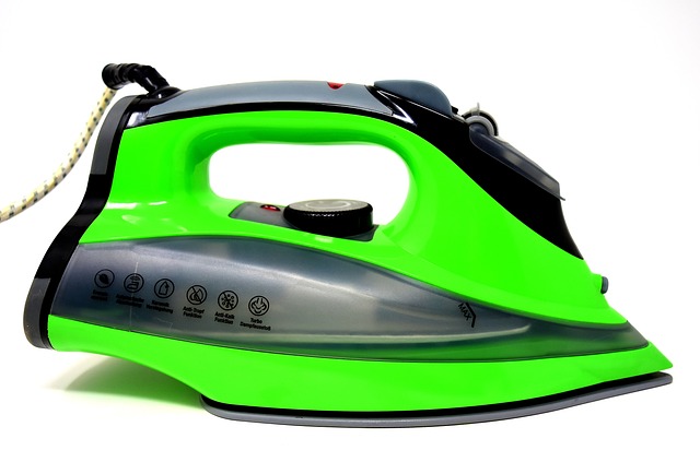 Jak wyprasować czapkę z daszkiem? Jak wyprasować czapkę z daszkiem?