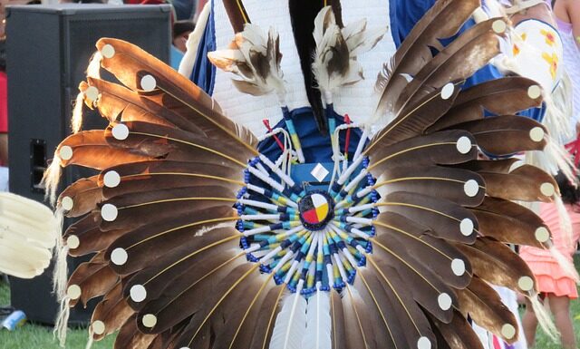 Co w zamian za pierwszy taniec? Co w zamian za pierwszy taniec?