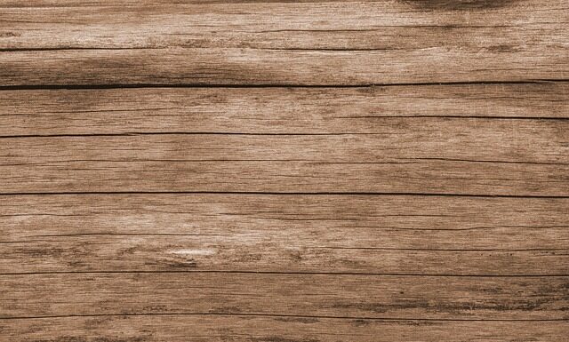 Co położyć na stare ściany?